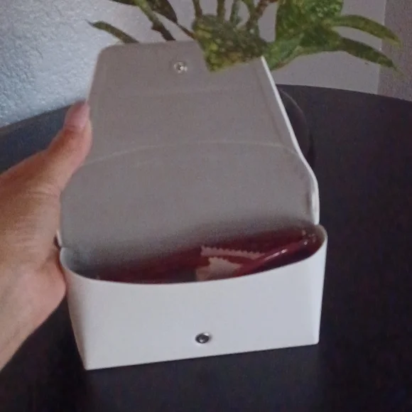 MICHAEL Michael Kors women's sunglasses color red size os - Picture 5 of 16